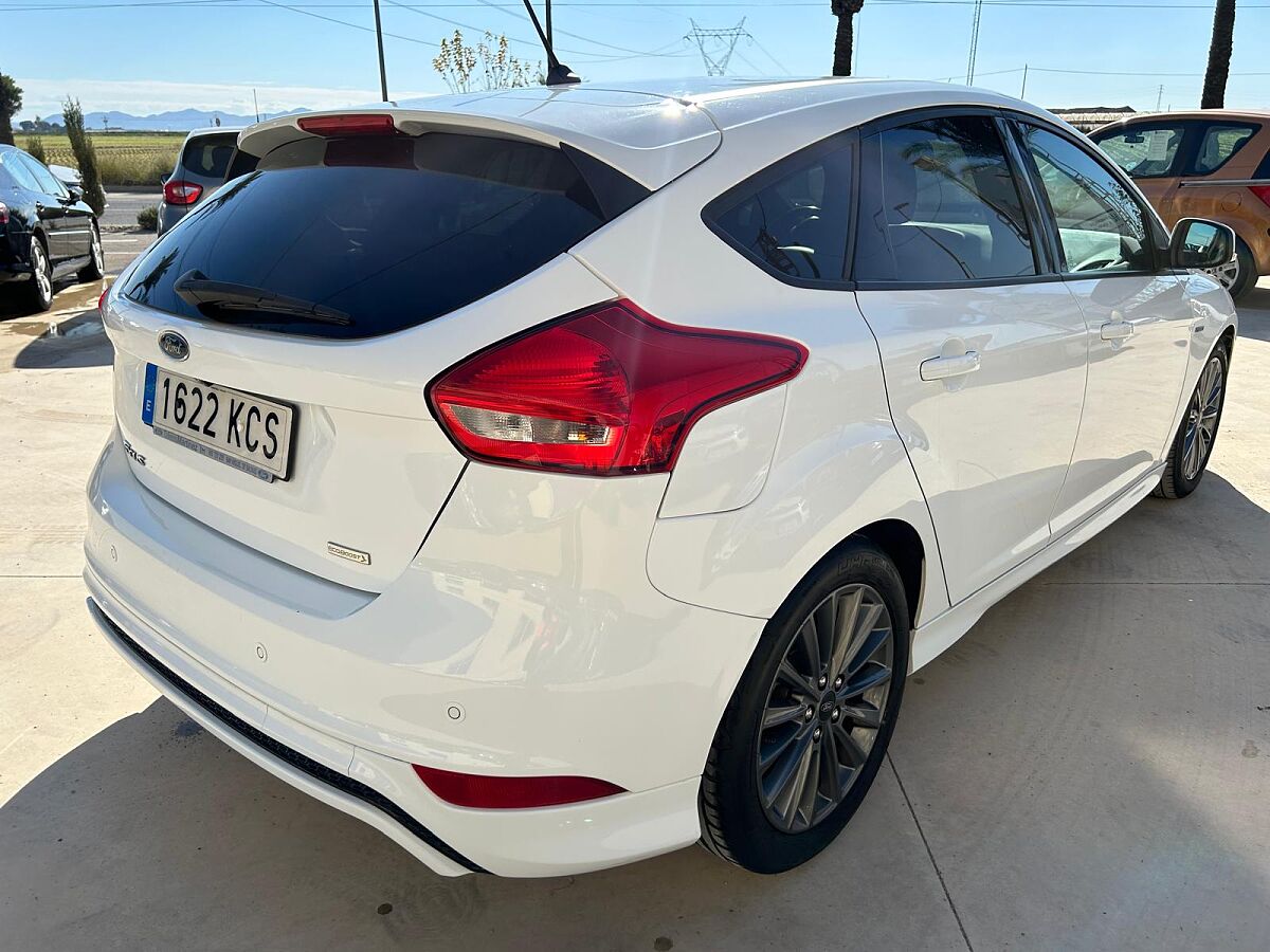 FORD FOCUS ST LINE 1.0 AUTO SPANISH LHD IN SPAIN 49000 MILES SUPERB 2017